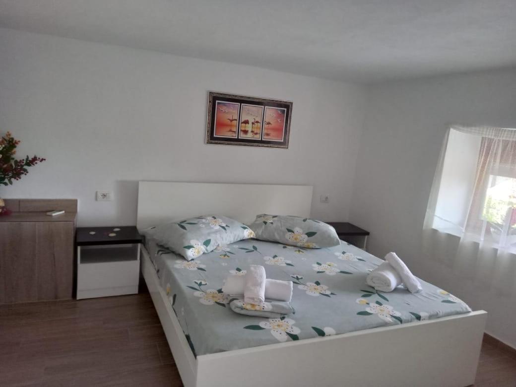 Vila Pasha Sarandë Quarto foto